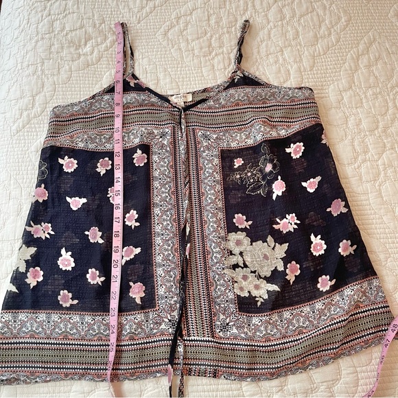 Umgee spaghetti strap blouse size large - Picture 6 of 7